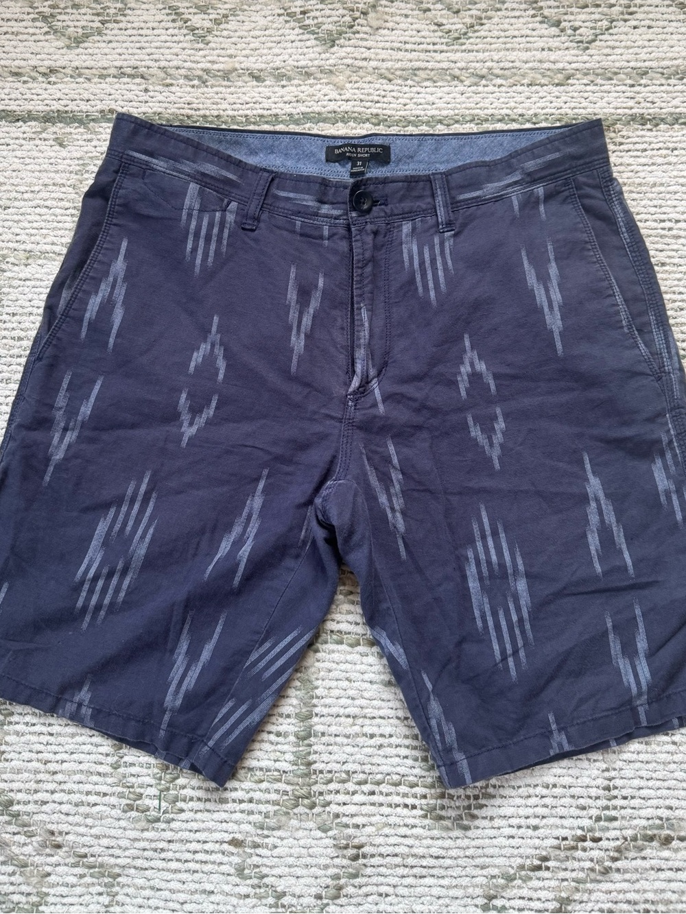 Banana Republic Men’s Navy Ikat-Pattern Flat Front Shorts